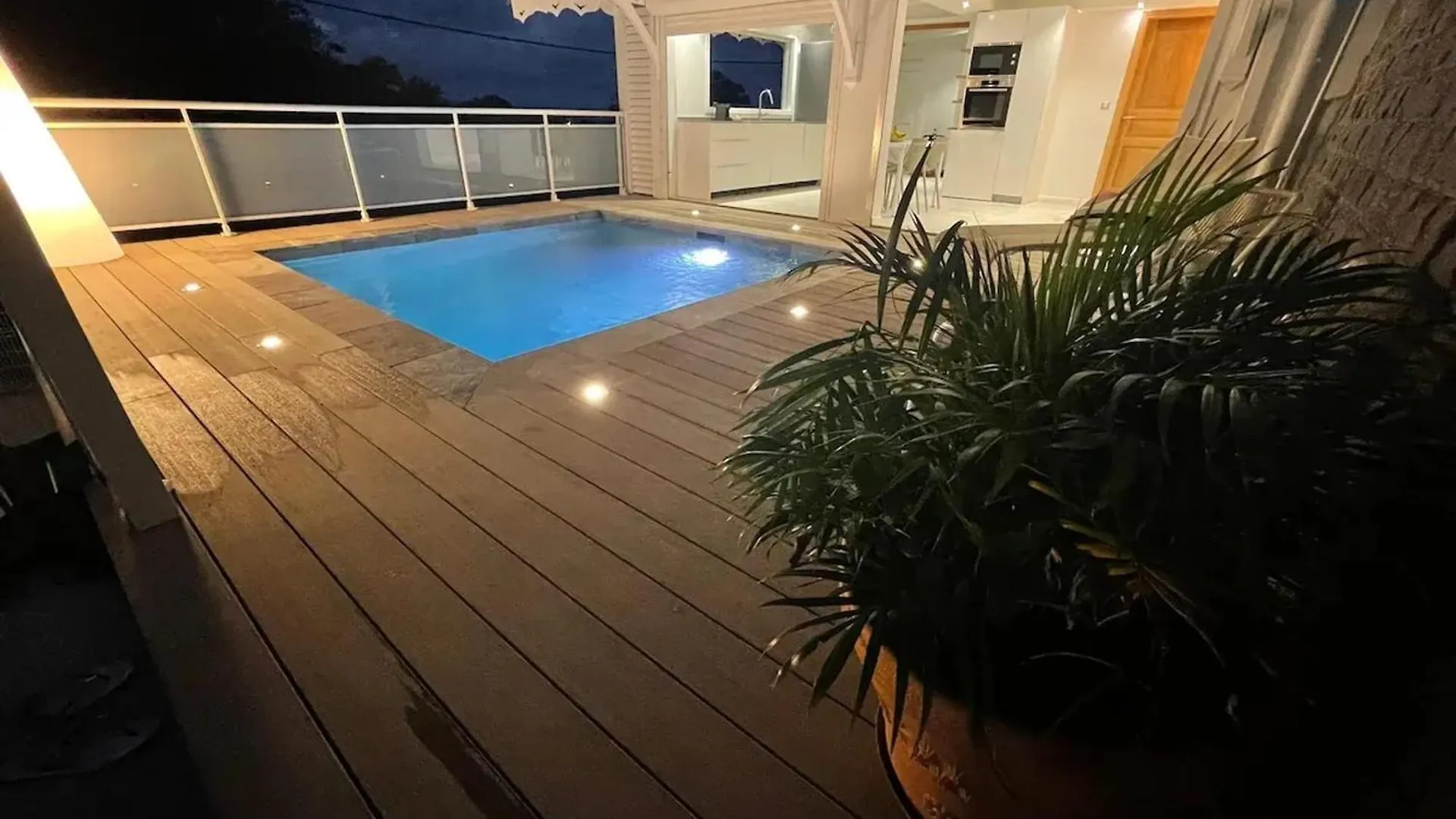 Villa Idyllique Le Francois + Piscine 0*,  Martinica